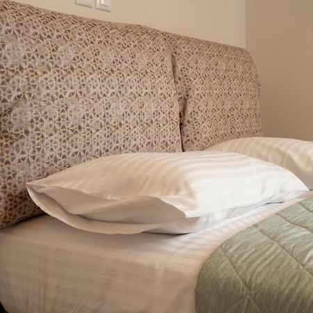 Comfy & Stylish Apt In Ioannina Apartment Екстериор снимка